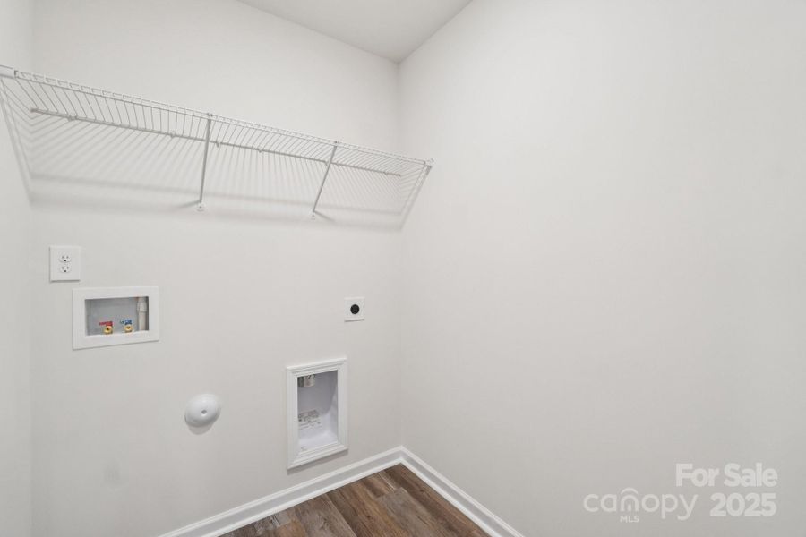 Spacious, unfurnished interior of a new home in Laurelbrook, Sherrills Ford (Image 13).