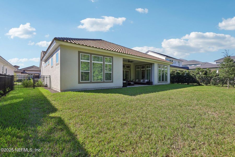 Exterior details and patio area of a home in Tamaya, Jacksonville (Image 4). Exterior details and patio area of a home in Tamaya, Jacksonville (Image 4).
