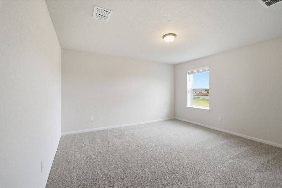 Spacious, unfurnished interior of a new home in Megan's Landing, Castroville (Image 30).