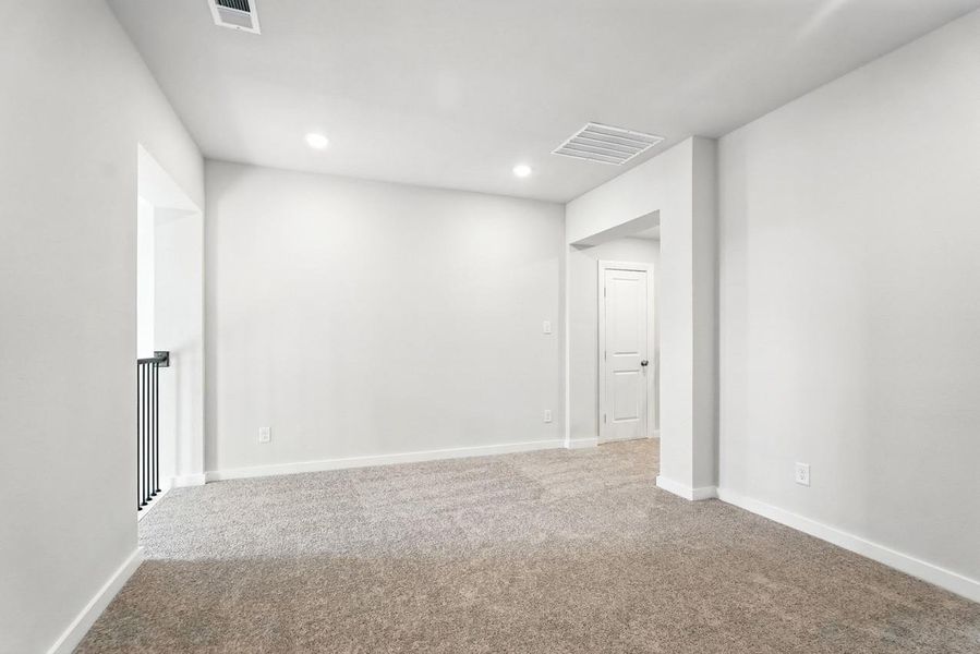 Spacious, unfurnished interior of a new home in Riceland: 50ft. lots, Mont Belvieu (Image 28). Spacious, unfurnished interior of a new home in Riceland: 50ft. lots, Mont Belvieu (Image 28).