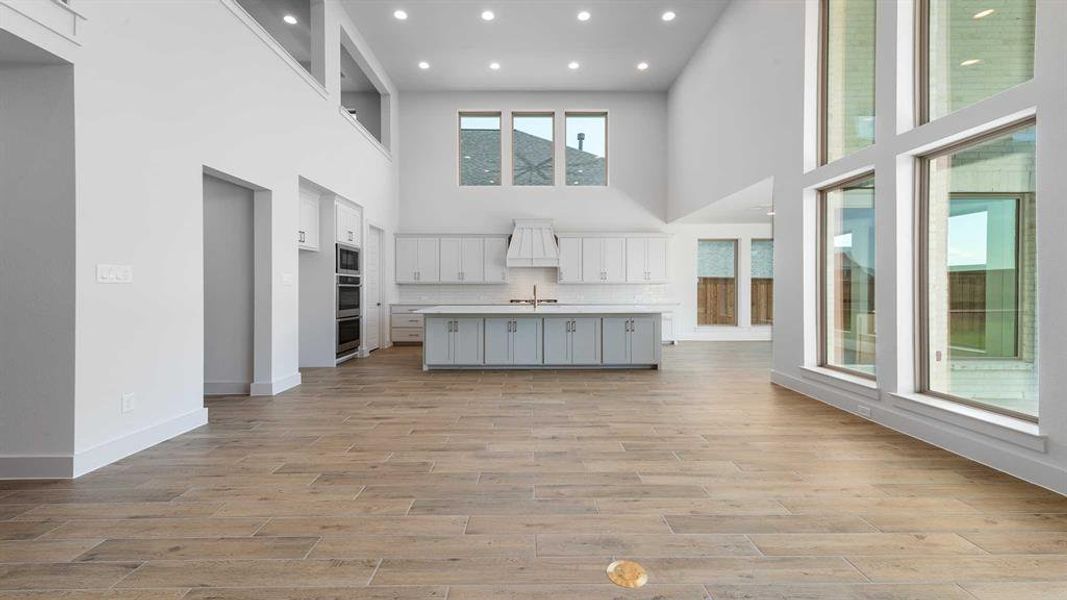 Image 24 of a home in Terraces 82'/100'.