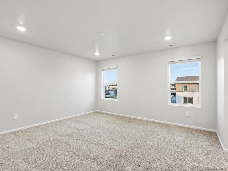 Spacious, unfurnished interior of a new home in , Windsor (Image 29).