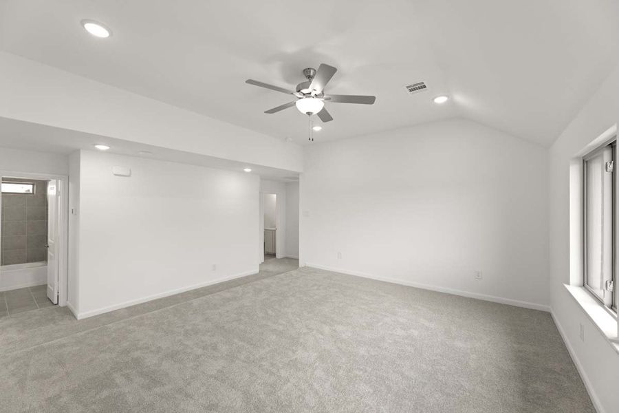 Representative unfurnished interior of a home built from the Archer by Pacesetter Homes in The Reserve at Spiritas Ranch, Little Elm (Image 31). Representative unfurnished interior of a home built from the Archer by Pacesetter Homes in The Reserve at Spiritas Ranch, Little Elm (Image 31).