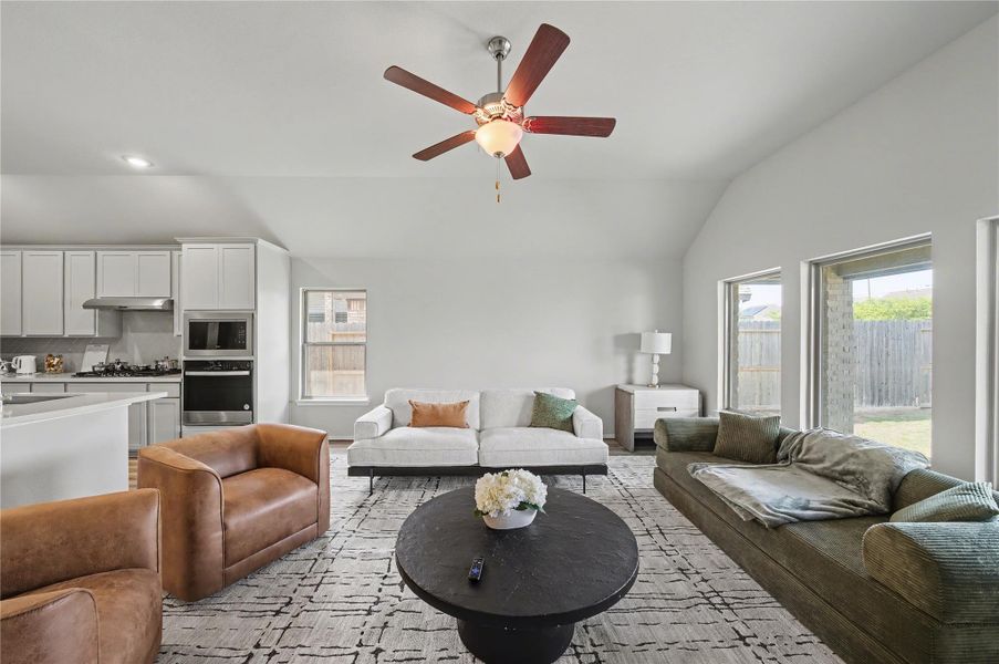 Furnished interior view inside a new home in Candela, Richmond (Image 35).