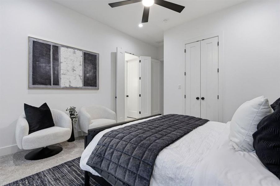 Furnished interior view inside a new home in , Dallas (Image 16).