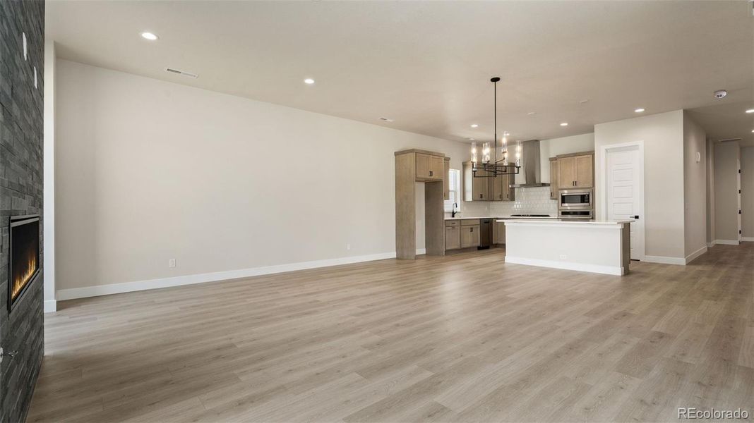 Spacious, unfurnished interior of a new home in Pelican Shores at Water Valley, Windsor (Image 20).