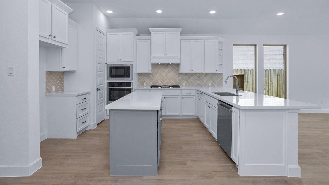 Furnished interior view inside a new home in The Groves 45', Humble (Image 2).