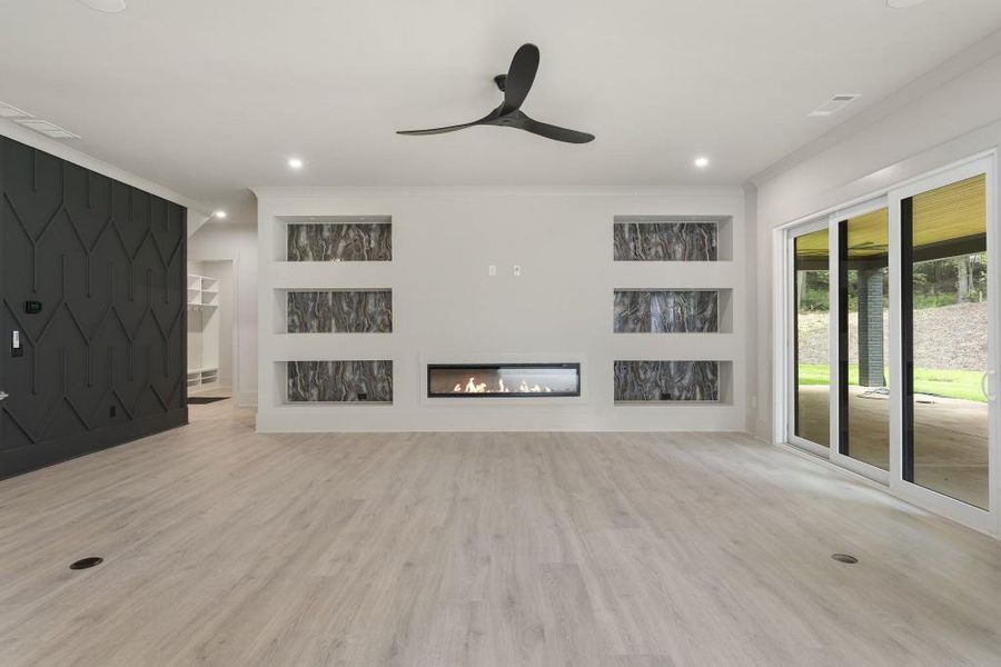 Spacious, unfurnished interior of a new home in , Buford (Image 27).