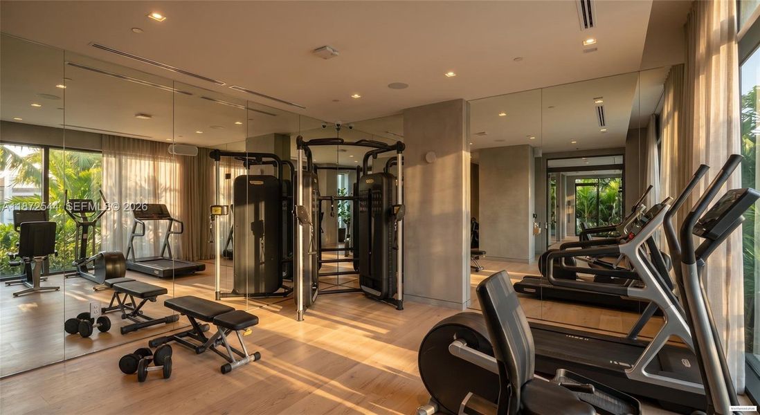 Community amenities in , Bay Harbor Islands (Image 8).