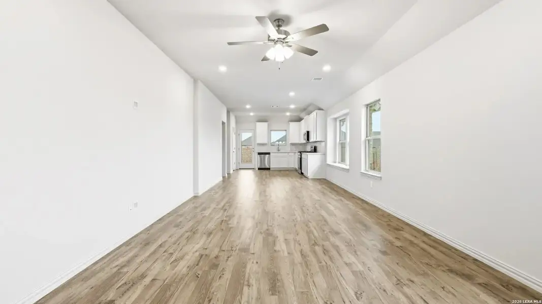 Spacious, unfurnished interior of a new home in Prominence Journey, San Antonio (Image 10). Spacious, unfurnished interior of a new home in Prominence Journey, San Antonio (Image 10).