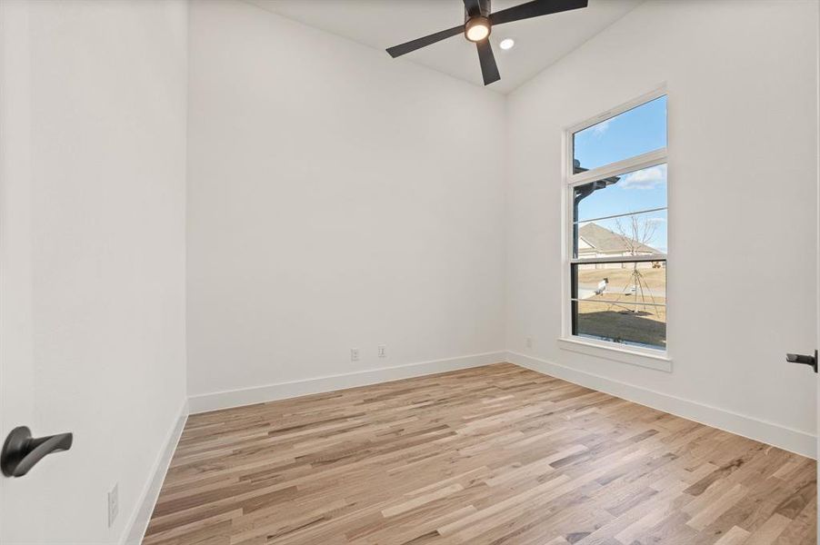 Spacious, unfurnished interior of a new home in Rocky Top Ranch, Reno (Image 30).
