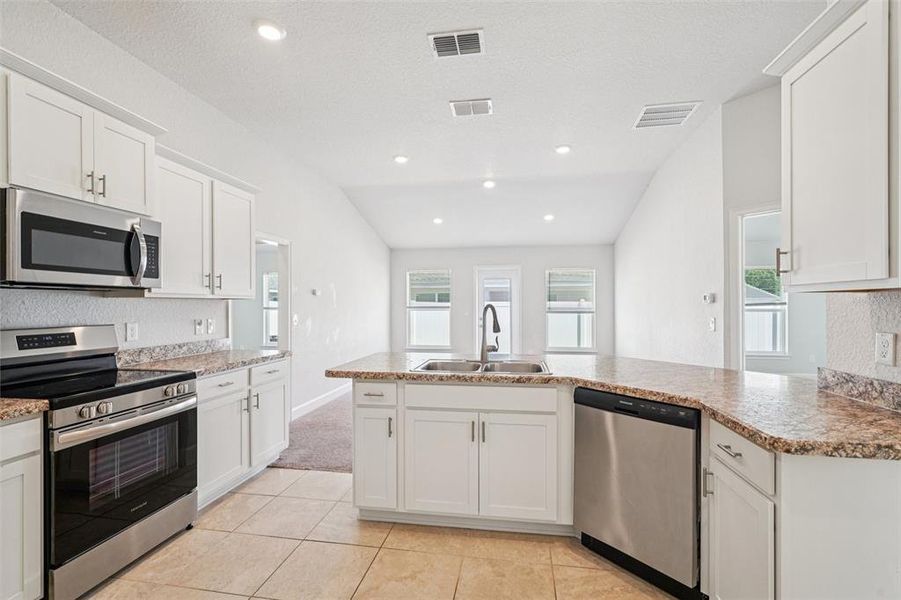 Furnished interior view inside a new home in , Ocala (Image 9).