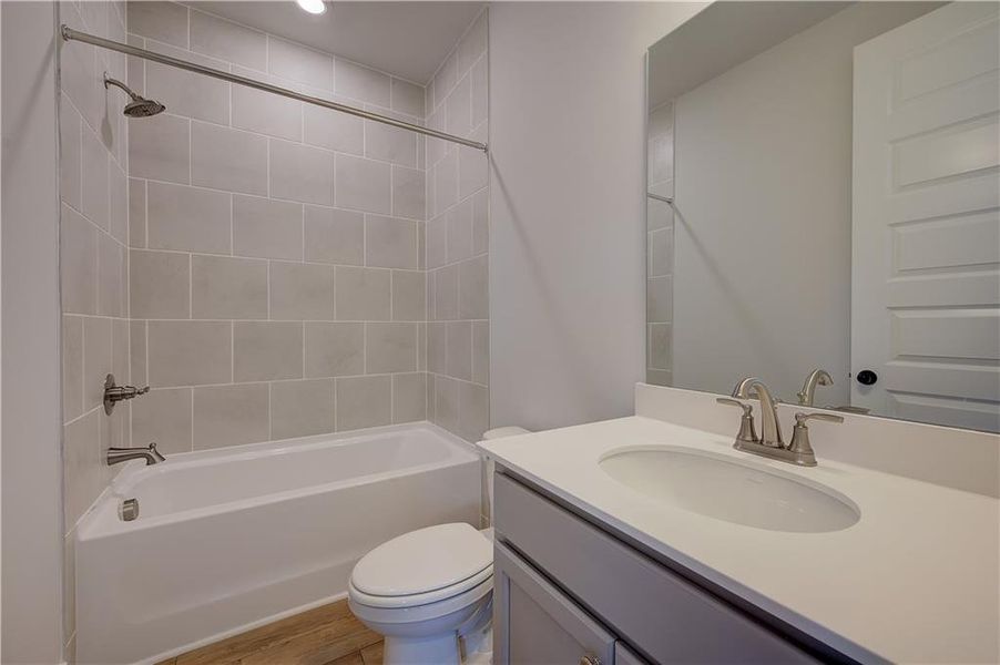 Furnished interior view inside a new home in Barrett Pointe, Kennesaw (Image 8). Furnished interior view inside a new home in Barrett Pointe, Kennesaw (Image 8).