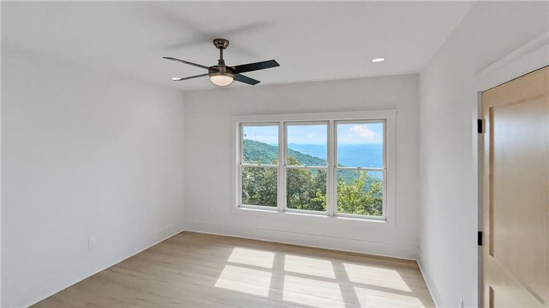 Spacious, unfurnished interior of a new home in , Jasper (Image 13).