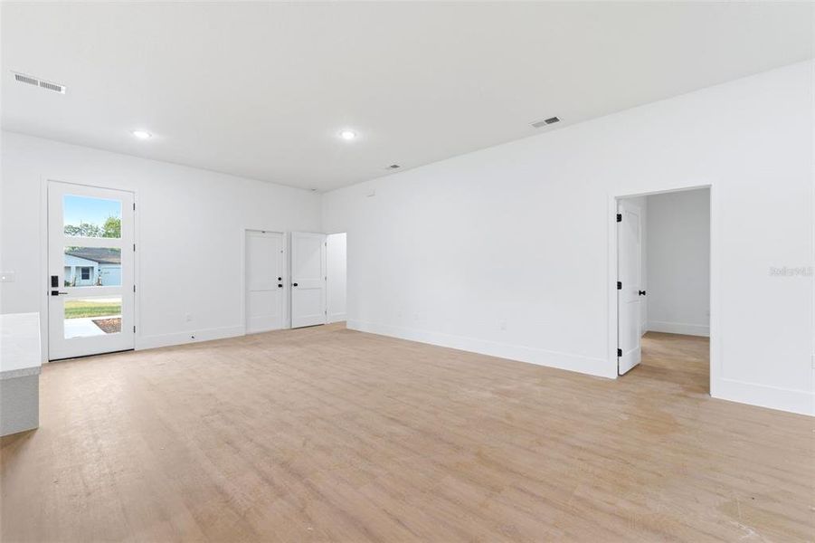 Spacious, unfurnished interior of a new home in , Dunnellon (Image 35). Spacious, unfurnished interior of a new home in , Dunnellon (Image 35).