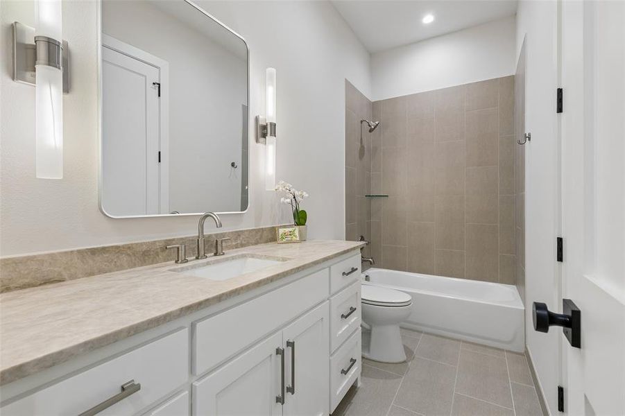 Furnished interior view inside a new home in , Sherman (Image 14).