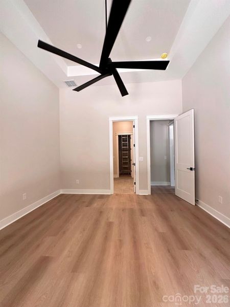 Spacious, unfurnished interior of a new home in , Sherrills Ford (Image 8).