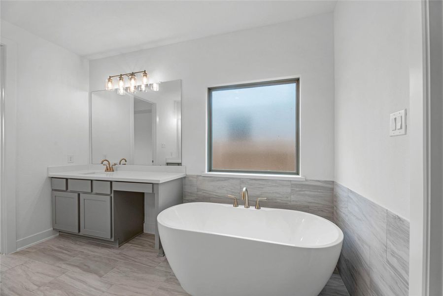 Furnished interior view inside a new home in Elyson - 40', Katy (Image 7). Furnished interior view inside a new home in Elyson - 40', Katy (Image 7).