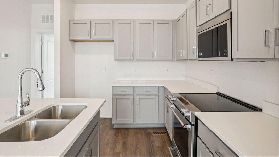 Furnished interior view inside a new home in Windler Townhomes, Aurora (Image 19). Furnished interior view inside a new home in Windler Townhomes, Aurora (Image 19).