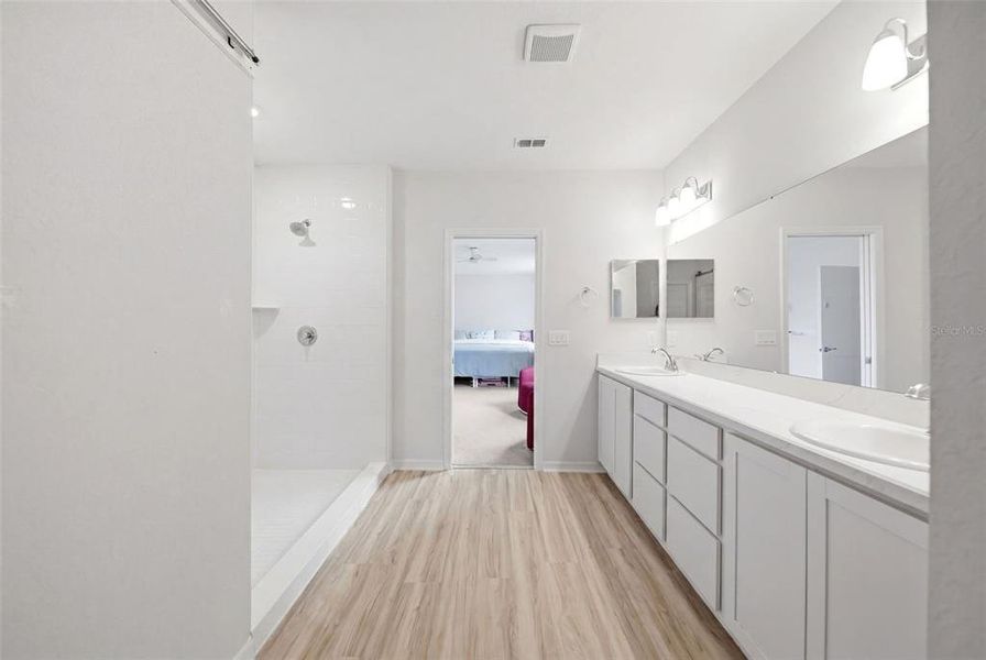Furnished interior view inside a new home in , Haines City (Image 8).