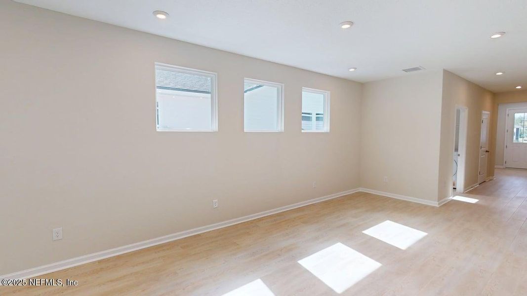 Spacious, unfurnished interior of a new home in RiverTown - Forest, St. Johns (Image 16).