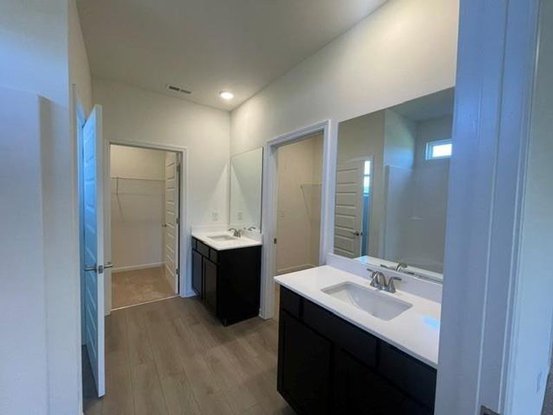 Furnished interior view inside a new home in Salacoa, Calhoun (Image 5).