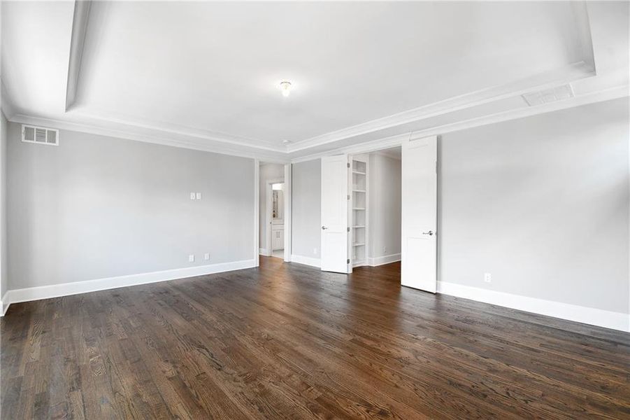 Spacious, unfurnished interior of a new home in Laurel View, Suwanee (Image 30).
