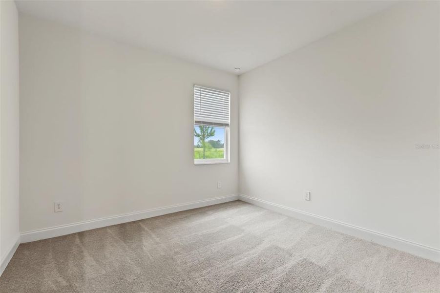 Spacious, unfurnished interior of a new home in Tamarack at Two Rivers, Zephyrhills (Image 12).