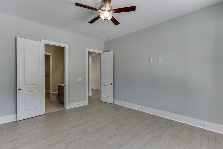 Spacious, unfurnished interior of a new home in , Buford (Image 44).