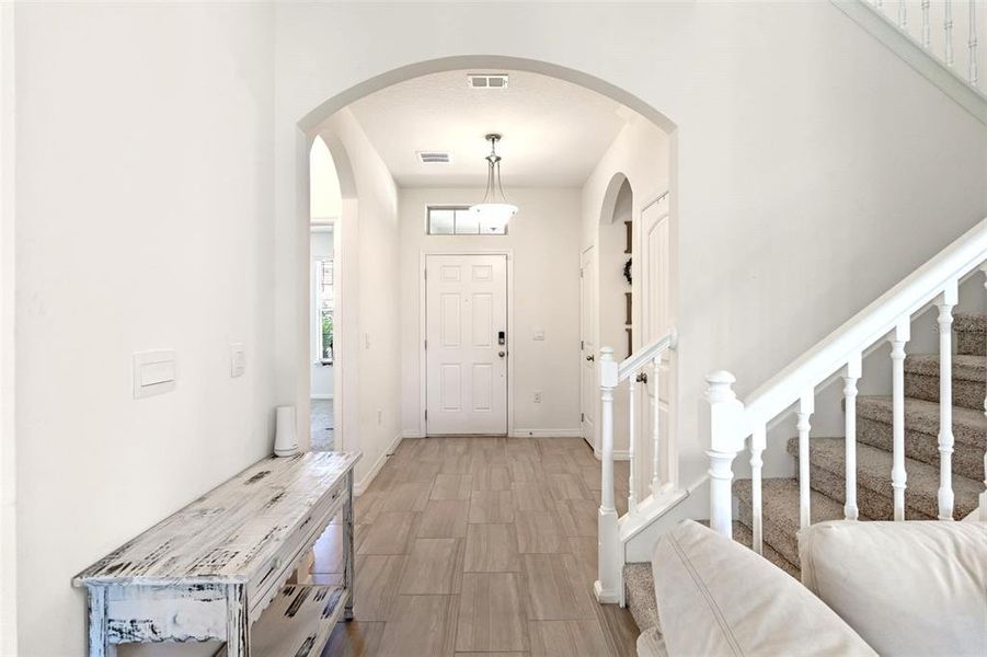 Image 50 of a home in Waterleigh.