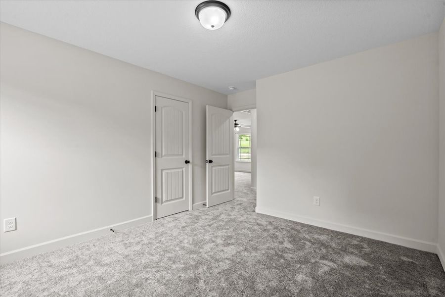 Representative unfurnished interior of a home built from the Duncan by Enchanted Homes in Arcadia Village, Spartanburg (Image 19).