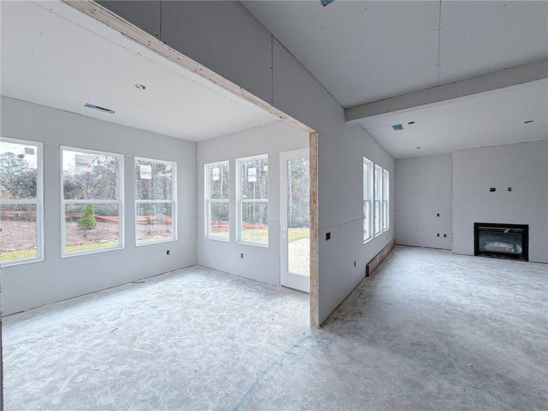 Spacious, unfurnished interior of a new home in Ashbury Commons, Powder Springs (Image 22). Spacious, unfurnished interior of a new home in Ashbury Commons, Powder Springs (Image 22).