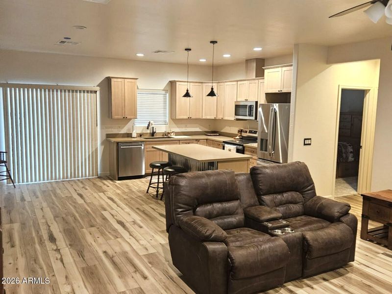 21542 W GALVIN living space