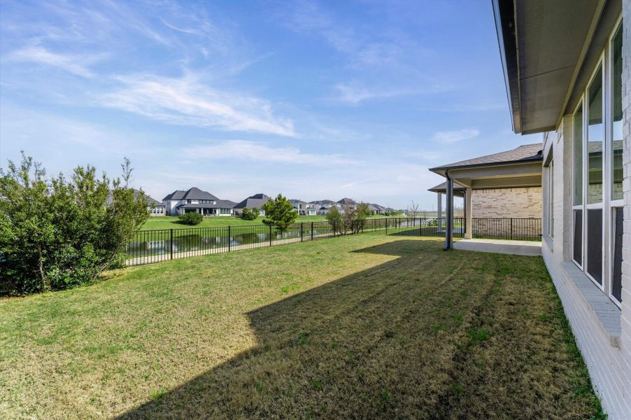 Exterior details and patio area of a home in Cross Creek Ranch, Fulshear (Image 28).
