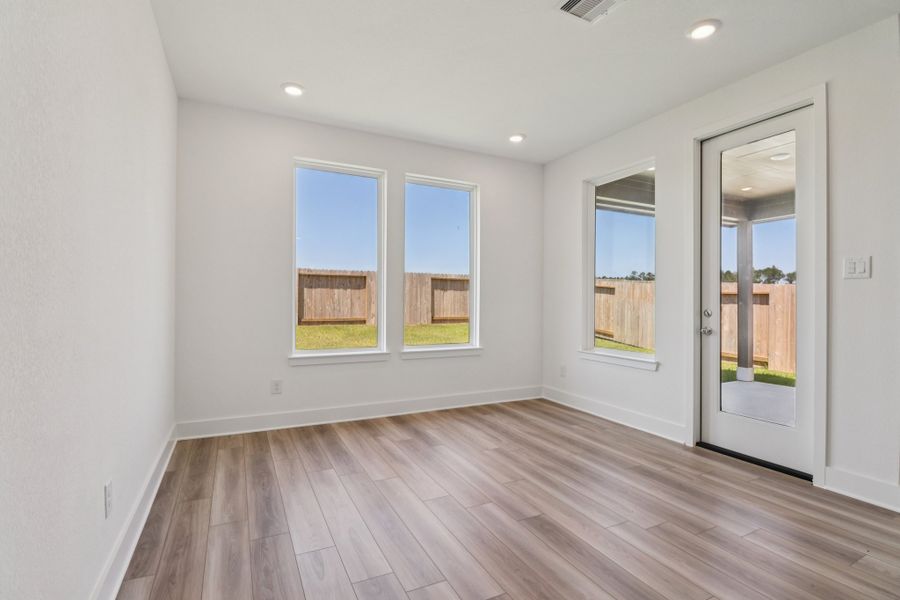 Representative unfurnished interior of a home built from the Levi by Risewell Homes in The Canopies, Splendora (Image 4).