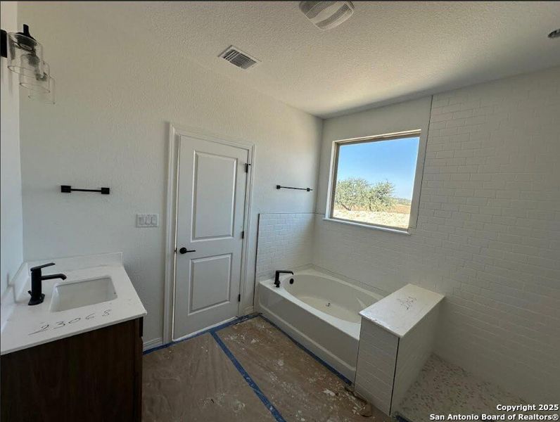 Furnished interior view inside a new home in , San Marcos (Image 4).