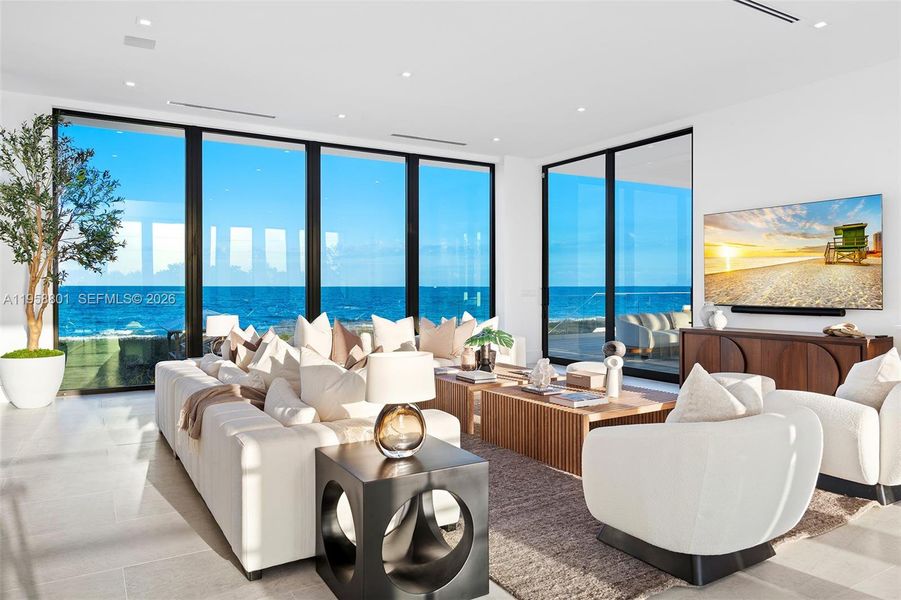 Image 79 of a home in .