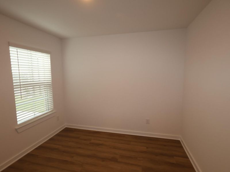 Spacious, unfurnished interior of a new home in Summerview, Fulshear (Image 35).