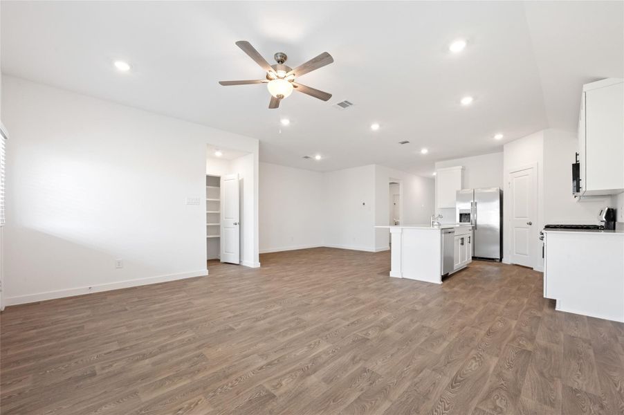 Spacious, unfurnished interior of a new home in Emberly, Beasley (Image 24).
