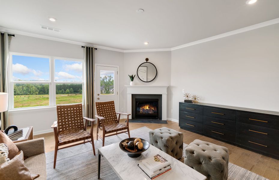 Representative furnished interior of a home built from the Rosemont by Pulte Homes in Bennett Park, Grayson (Image 53).