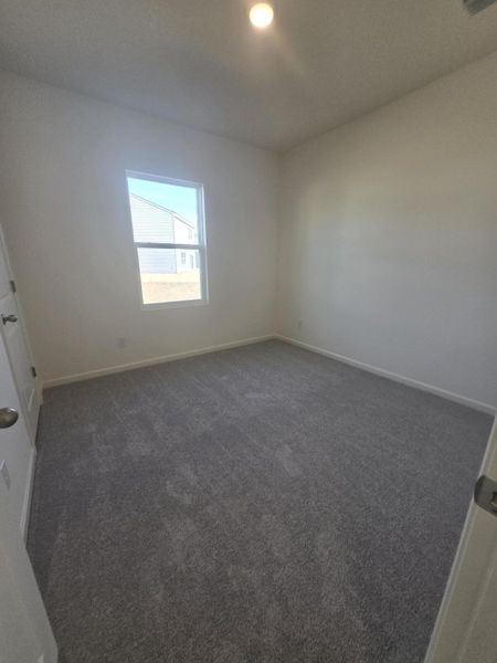 Spacious, unfurnished interior of a new home in Crossing at Givhans, Ridgeville (Image 7).