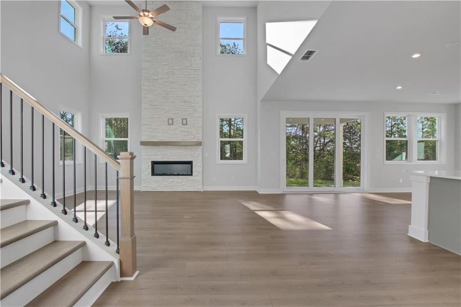 Spacious, unfurnished interior of a new home in , Powder Springs (Image 28).