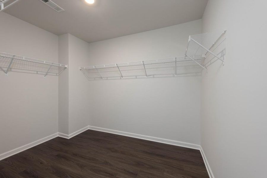 Spacious, unfurnished interior of a new home in , Suwanee (Image 27).
