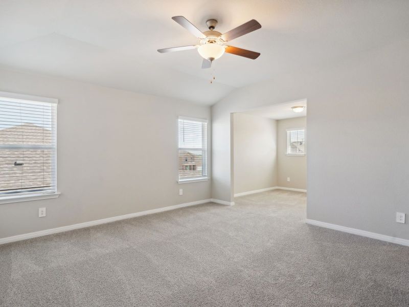Spacious, unfurnished interior of a new home in Turner's Crossing - Reserve Collection, Buda (Image 13).