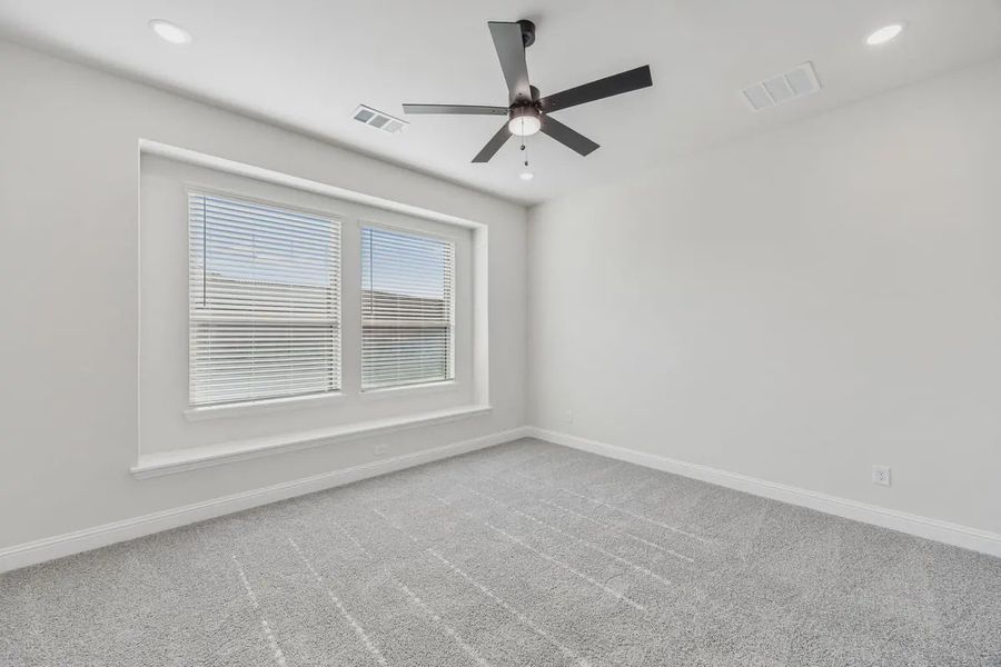 Spacious, unfurnished interior of a new home in Las Lomas, Forney (Image 25). Spacious, unfurnished interior of a new home in Las Lomas, Forney (Image 25).