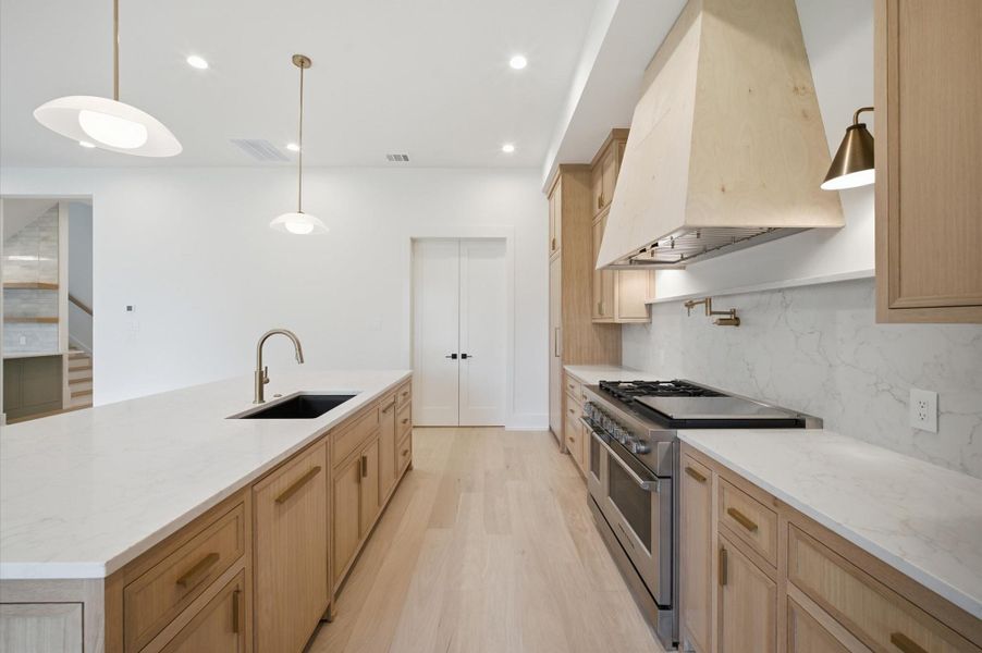 Another view of the kitchen.