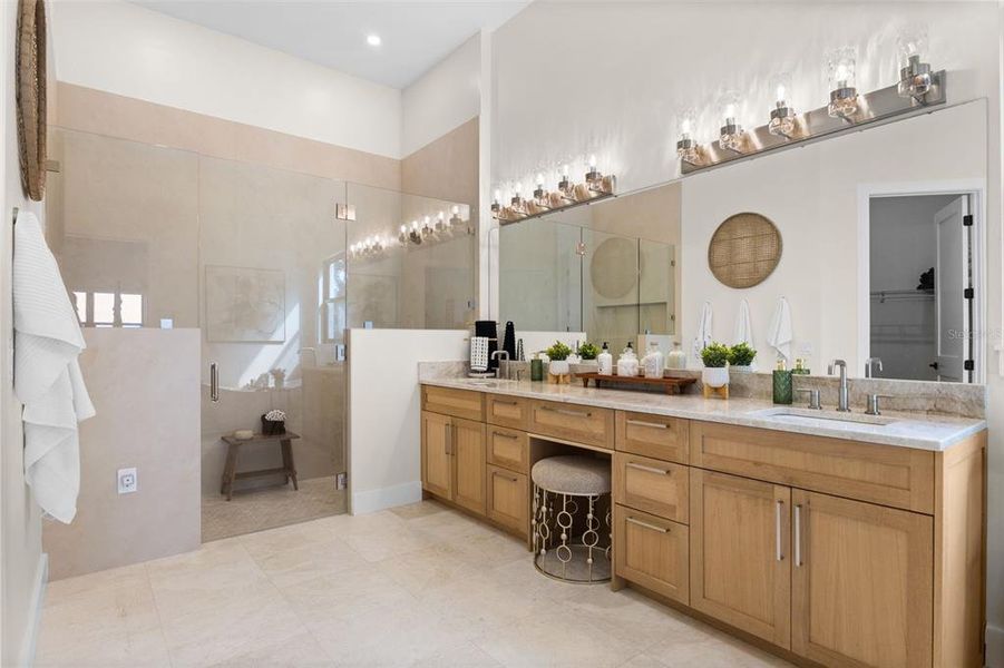 Furnished interior view inside a new home in , Myakka City (Image 39).