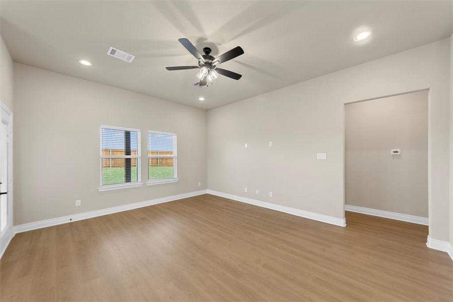 Spacious, unfurnished interior of a new home in , Greenville (Image 31).