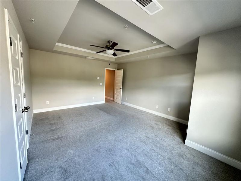 Spacious, unfurnished interior of a new home in , Woodstock (Image 15).