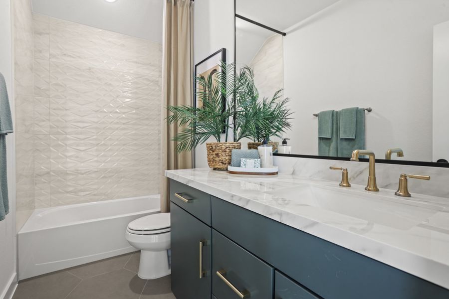 Furnished interior view inside a new home in Jubilee 45', 50', 70', Hockley (Image 42).